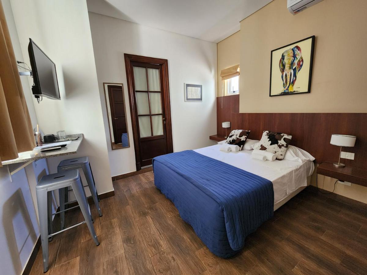 Habitaciones En Suite Balcarce Buenos Aires Esterno foto