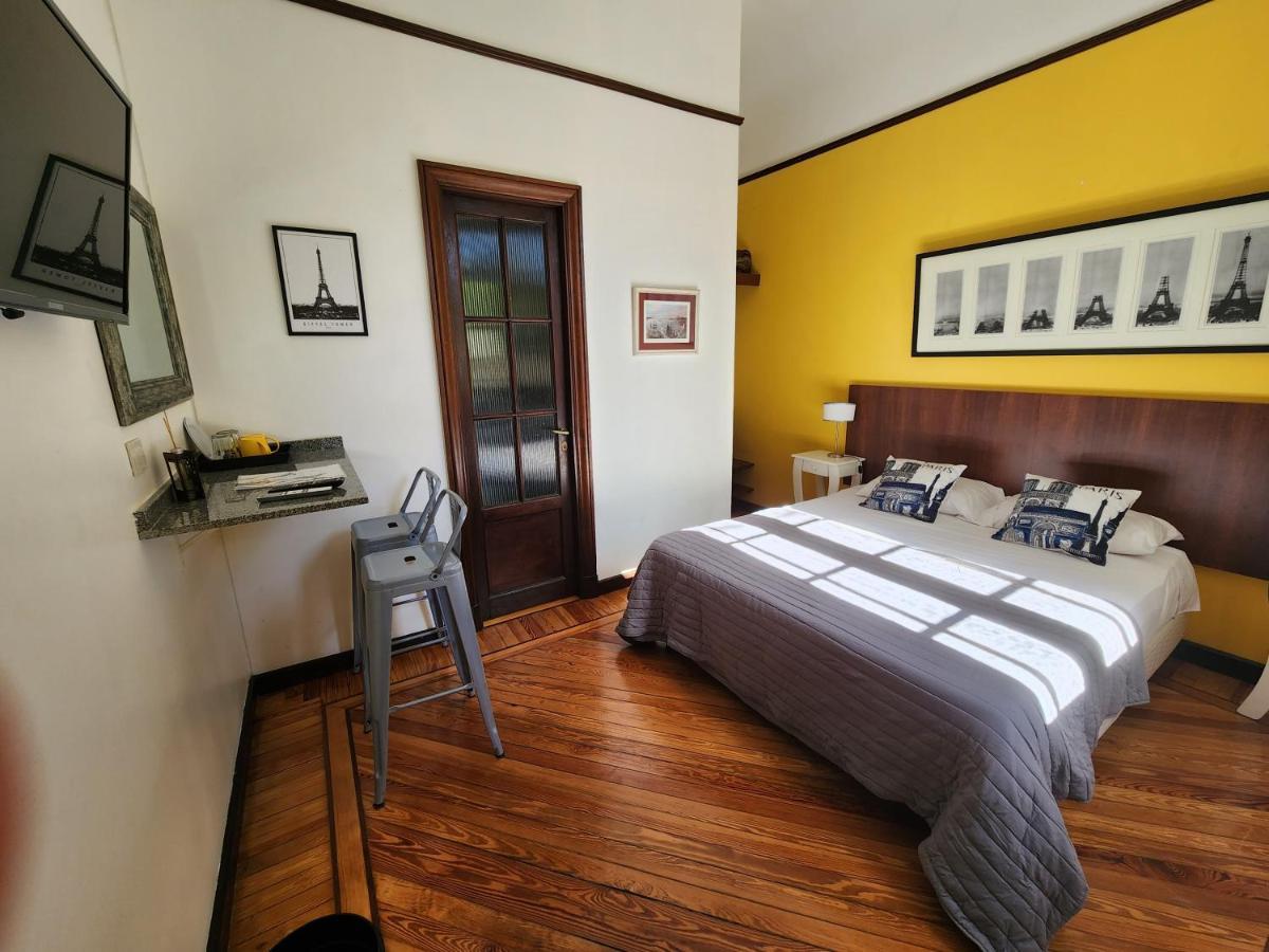 Habitaciones En Suite Balcarce Buenos Aires Esterno foto