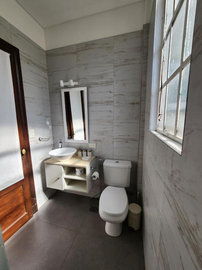 Habitaciones En Suite Balcarce Buenos Aires Esterno foto